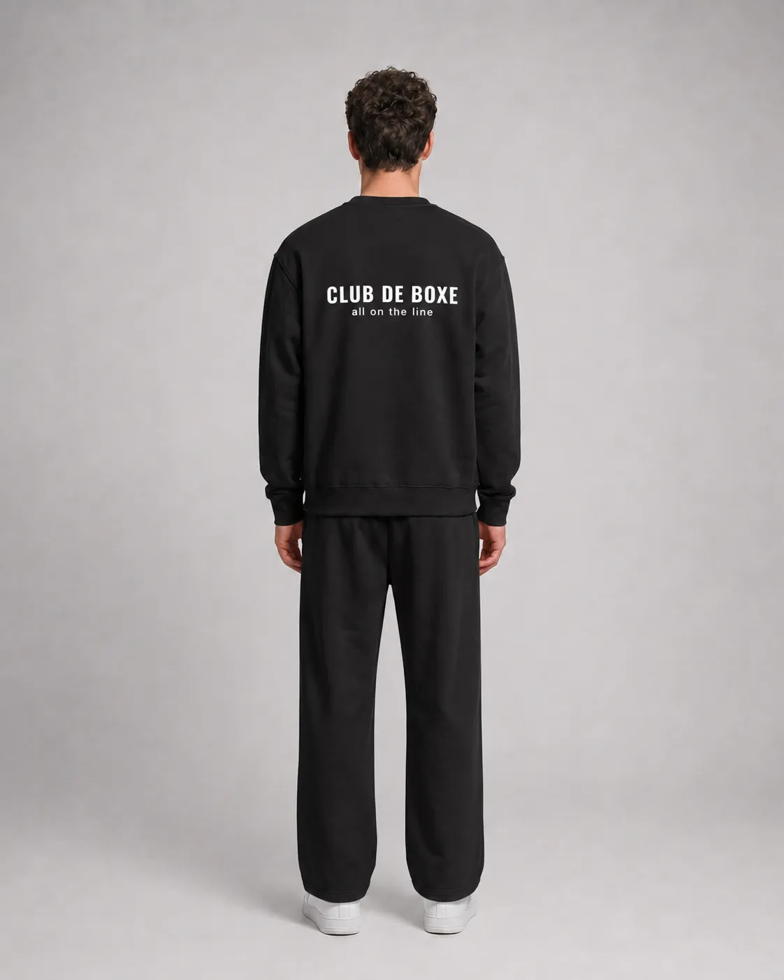 Heavyweight Essential Sweatshirt in Black, view 7 of 10