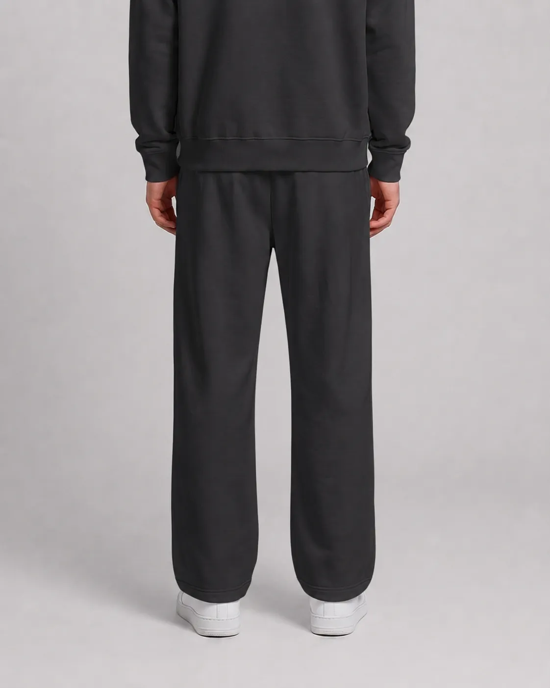 Heavyweight Essential Sweatpants in Black, view 6 of 8