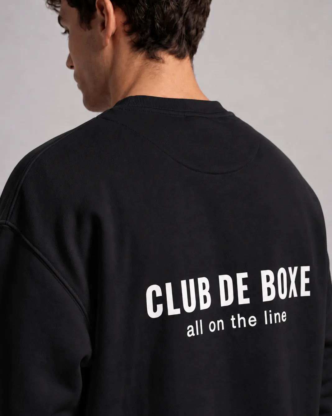 Heavyweight Essential Sweatshirt in Black, view 8 of 10